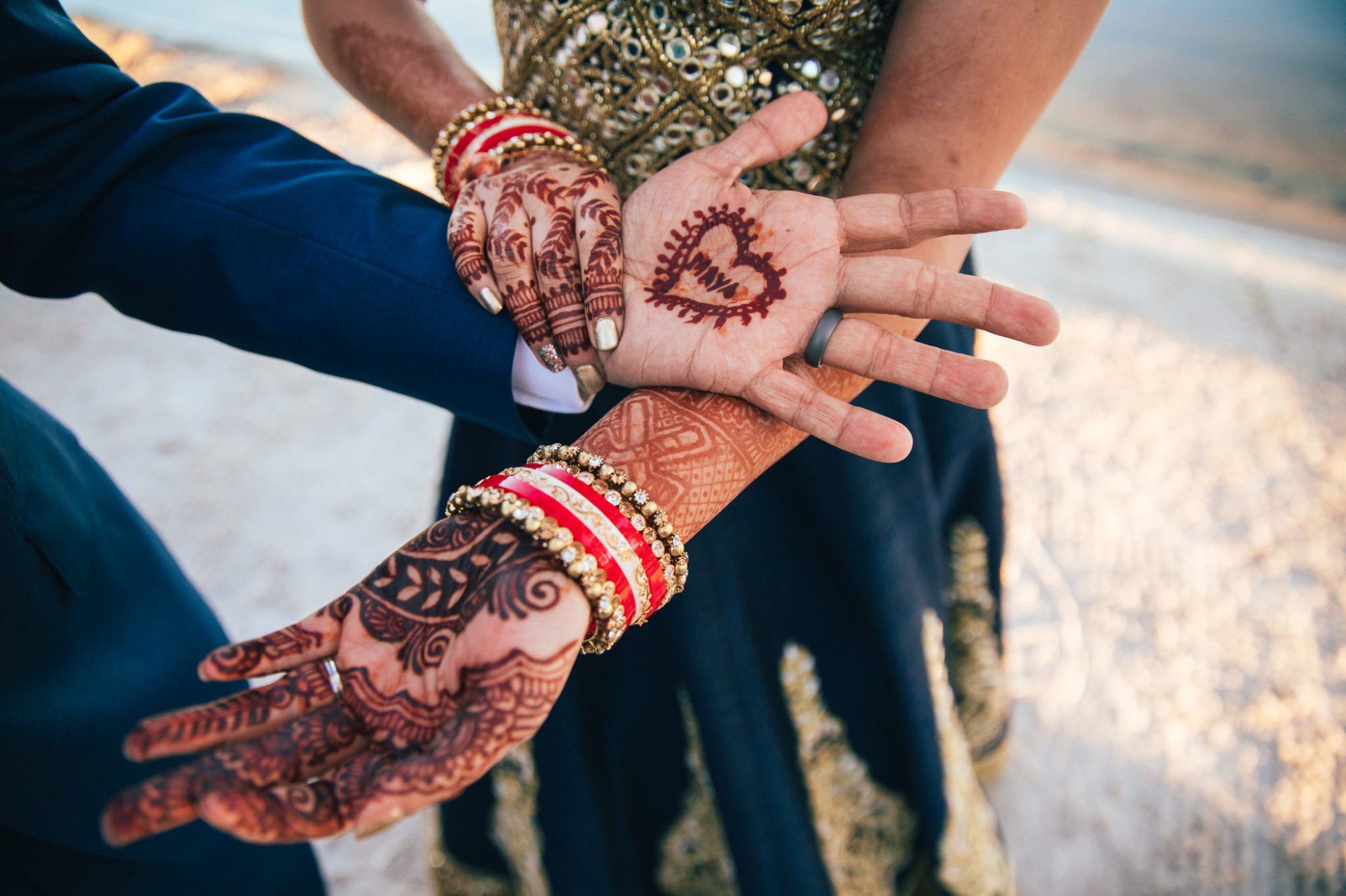 mehndi on bride's hand