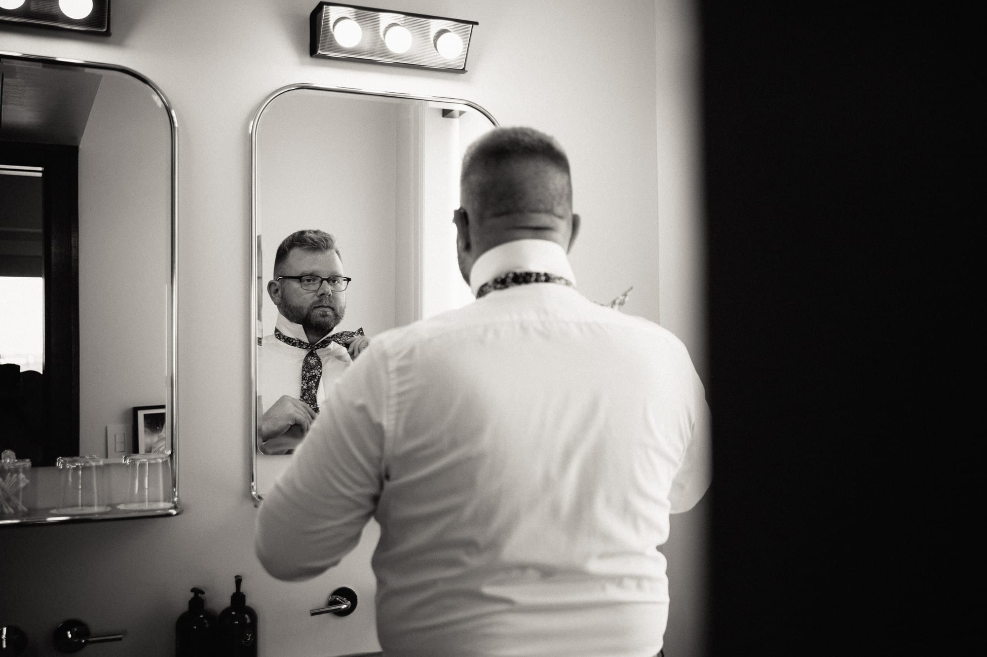 groom getting ready at The Siren in Detroit, MI