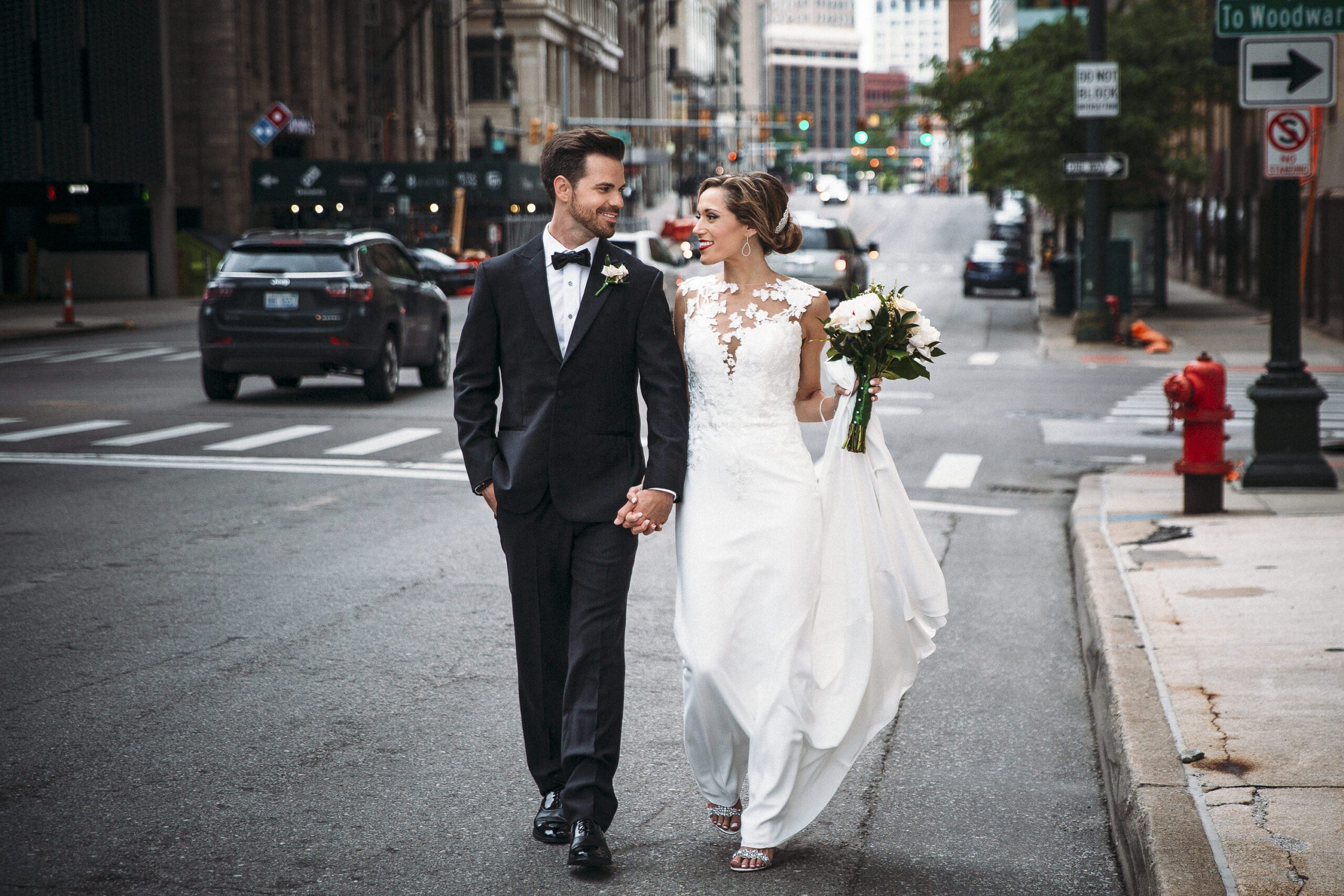 Downtown Detroit wedding photographer